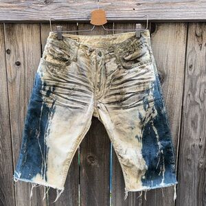 Robin’s Jean Shorts Paint Splattered Size 32